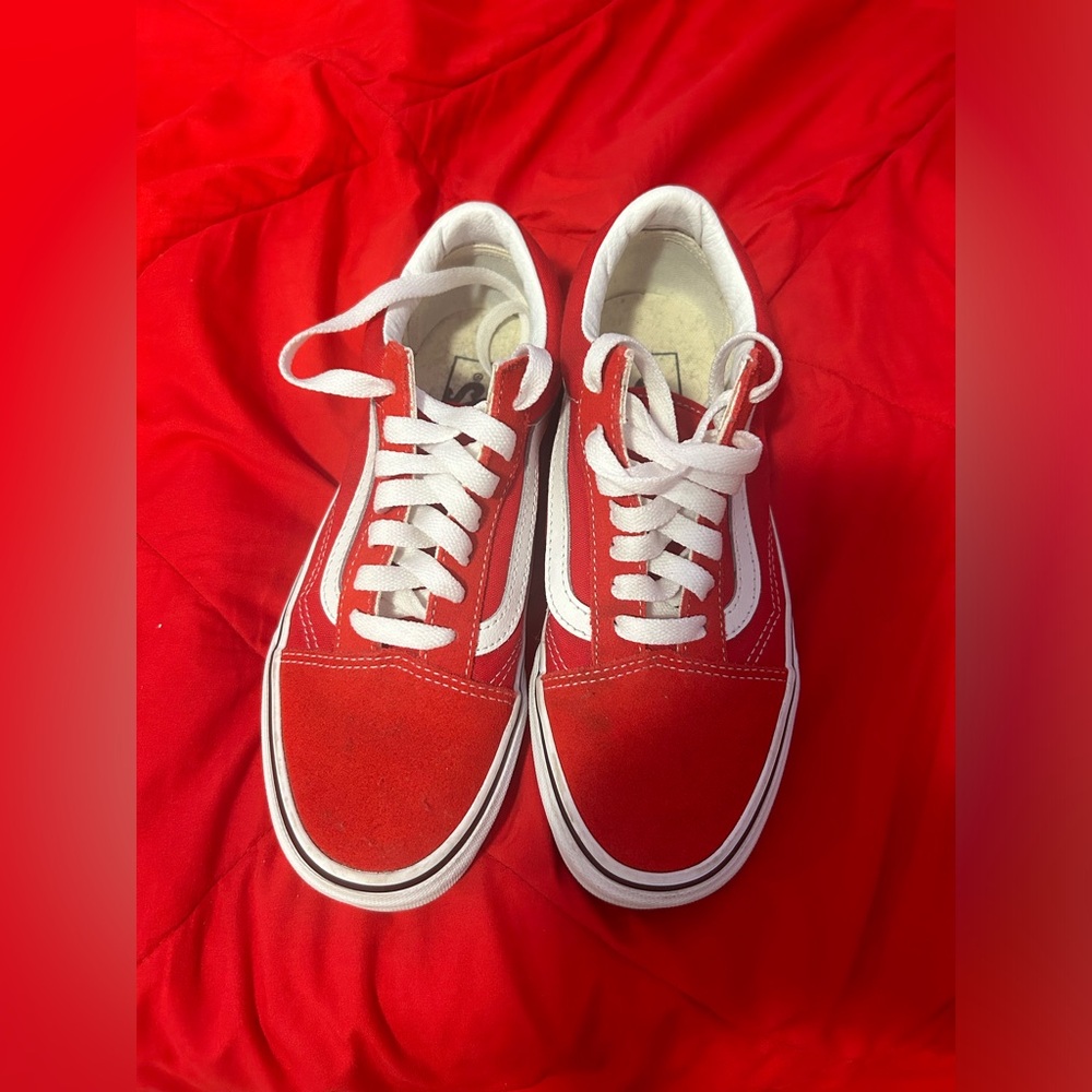 Red Vans Old Skool